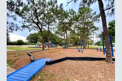2995 Newton Dr, Pensacola, FL 32503 - Photo 37