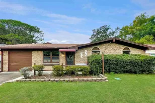 2995 Newton Dr, Pensacola, FL 32503 - Photo 1