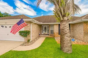881 Lake Aire Dr, Pensacola, FL 32506 - Photo 3