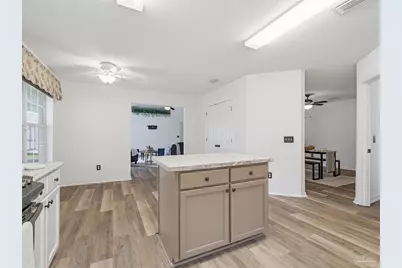 881 Lake Aire Dr, Pensacola, FL 32506 - Photo 21