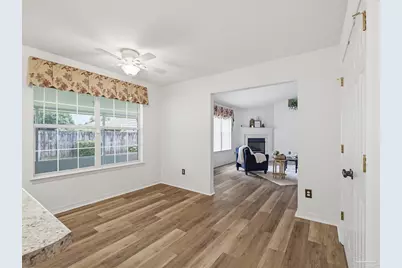 881 Lake Aire Dr, Pensacola, FL 32506 - Photo 13