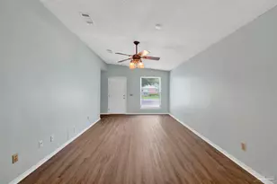 412 Oak Knoll Ln, Pensacola, FL 32506 - Photo 3