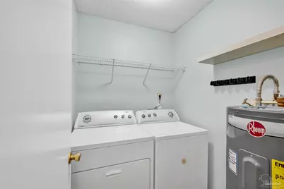 412 Oak Knoll Ln, Pensacola, FL 32506 - Photo 15