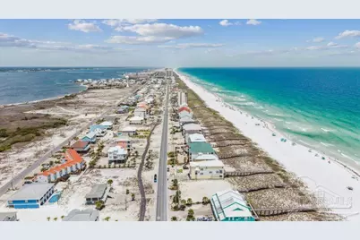 7889 Gulf Blvd, Navarre Beach, FL 32566 - Photo 13