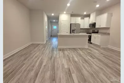 1306 Leeway Dr, Pensacola, FL 32507 - Photo 9