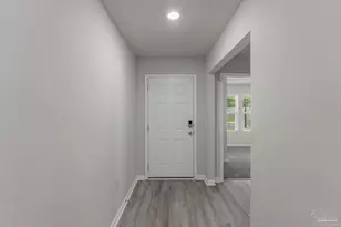 10108 Oak Haven Rd, Pensacola, FL 32526 - Photo 9