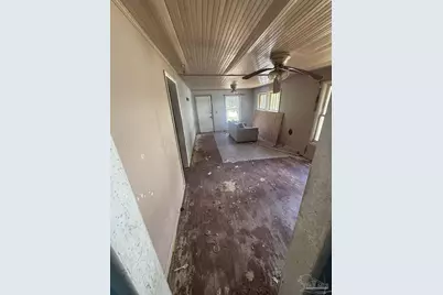 910 N 57th Ave, Pensacola, FL 32506 - Photo 9