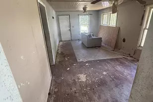 910 N 57th Ave, Pensacola, FL 32506 - Photo 9