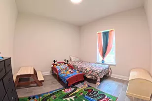 6283 Andys Ln, Milton, FL 32570 - Photo 9