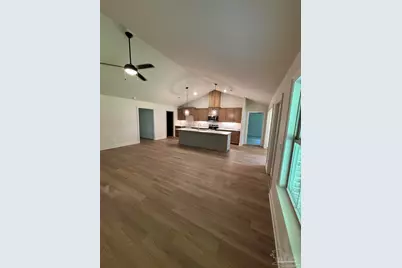 5721 Lofty Pines Dr, Milton, FL 32570 - Photo 9
