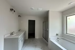 5721 Lofty Pines Dr, Milton, FL 32570 - Photo 13