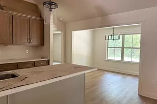 5721 Lofty Pines Dr, Milton, FL 32570 - Photo 3