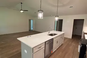 5721 Lofty Pines Dr, Milton, FL 32570 - Photo 13