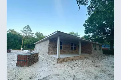5721 Lofty Pines Dr, Milton, FL 32570 - Photo 3
