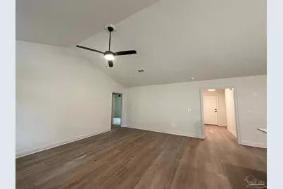 5721 Lofty Pines Dr, Milton, FL 32570 - Photo 5