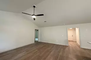 5721 Lofty Pines Dr, Milton, FL 32570 - Photo 5