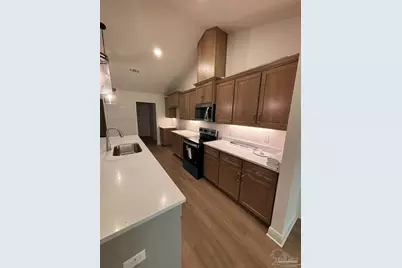 5721 Lofty Pines Dr, Milton, FL 32570 - Photo 11
