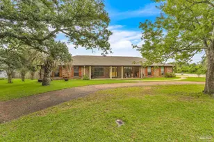 5700 Avenida Marina, Pensacola, FL 32504 - Photo 1