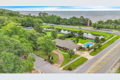 5700 Avenida Marina, Pensacola, FL 32504 - Photo 9