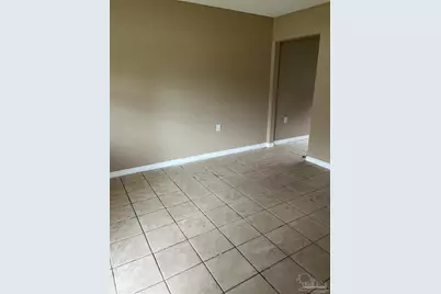 4 Ellis Dr #B, Pensacola, FL 32507 - Photo 9