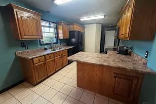 5277 Crystal Creek Dr, Pace, FL 32571 - Photo 9