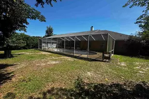 5277 Crystal Creek Dr, Pace, FL 32571 - Photo 3