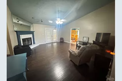 5277 Crystal Creek Dr, Pace, FL 32571 - Photo 5