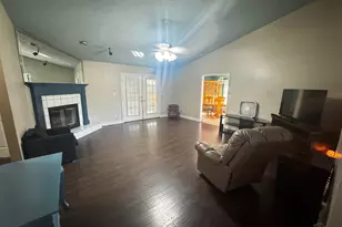 5277 Crystal Creek Dr, Pace, FL 32571 - Photo 5