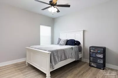 1006 W Lloyd St, Pensacola, FL 32501 - Photo 25