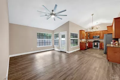 8182 Crystal Wells Pl, Pensacola, FL 32533 - Photo 5