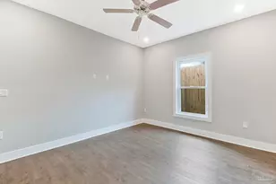 241 N H St, Pensacola, FL 32502 - Photo 23
