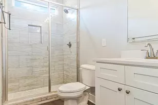 241 N H St, Pensacola, FL 32502 - Photo 27