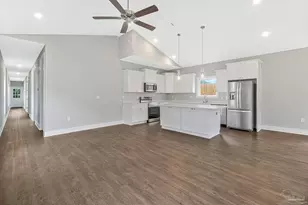 241 N H St, Pensacola, FL 32502 - Photo 3