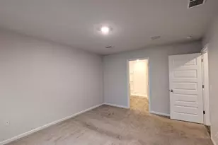 10557 Queens Gate Cir, Pensacola, FL 32506 - Photo 23