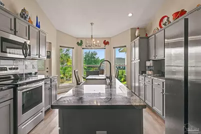 1860 Justice Cir, Gulf Breeze, FL 32563 - Photo 17