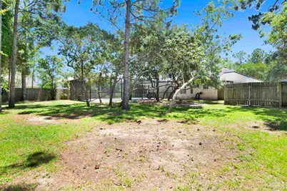 16660 Innerarity Pt Rd, Pensacola, FL 32507 - Photo 51