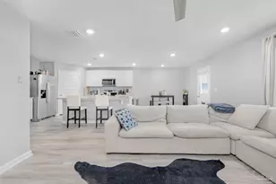 8686 Pathstone Blvd, Pensacola, FL 32526 - Photo 9