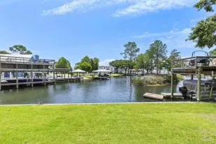23 Neptune Dr, Mary Esther, FL 32569 - Photo 5