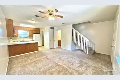 3305 E Brainerd St, Pensacola, FL 32503 - Photo 7