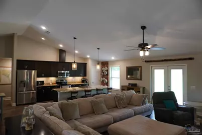 7305 Durden Dr, Pensacola, FL 32526 - Photo 11