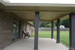 7305 Durden Dr, Pensacola, FL 32526 - Photo 25