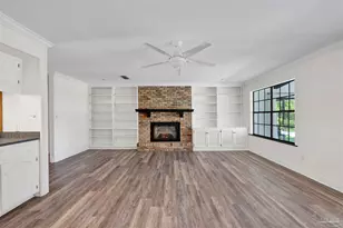 25 Arapaho Dr, Pensacola, FL 32507 - Photo 9