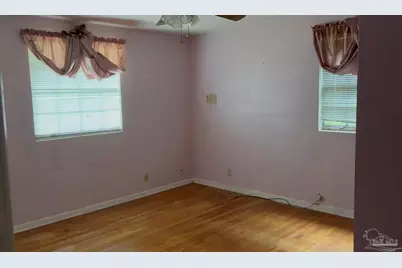 3 Rodgers Pl, Pensacola, FL 32506 - Photo 3