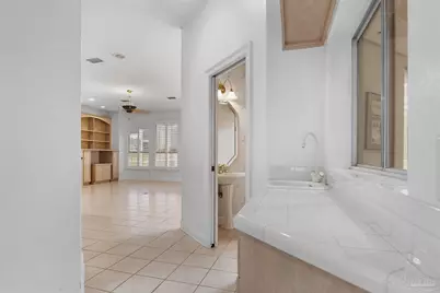 5542 Oakmont Dr, Pace, FL 32571 - Photo 9