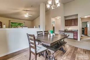 5258 Dalton Cir, Milton, FL 32570 - Photo 7