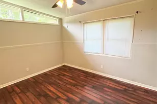 4541 Marseille Dr, Pensacola, FL 32505 - Photo 5