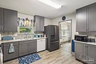5329 Casper Cir, Milton, FL 32570 - Photo 3
