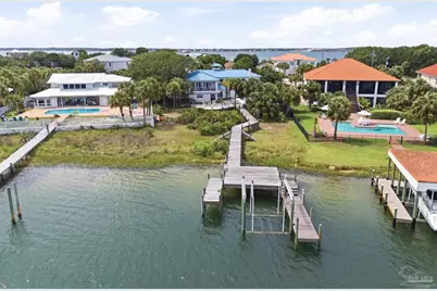 212 Sabine Dr, Pensacola Beach, FL 32561 - Photo 55