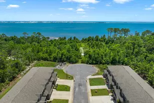 1702 Sound Haven Ct, Navarre, FL 32566 - Photo 49