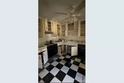 928 Barcia Dr, Pensacola, FL 32503 - Photo 11